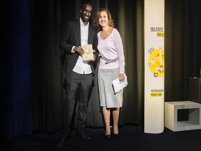 Mamadou Wadou a reçu le prix Talents des cités France Télévisions pour son projet de complexe de foot connecté et inclusif. - Karine Le Ouay