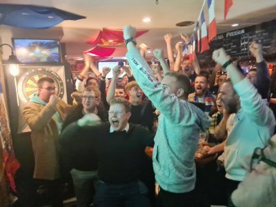 La victoire fêtée au Kilbeggan S Irish Pub, à Cherbourg. - Davy Delmotte