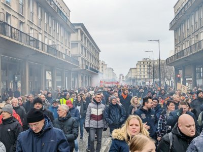 La mobilisation a réuni près de 11 000 personnes au Havre selon la police, 45 000 selon la CGT.