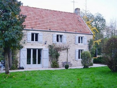 L'ancienne maison du docteur Godard à Tilly-sur-Seulles, rénovée depuis l'époque du drame. - Philippe Bertin