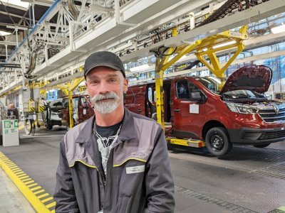 Damien Bouillon travaille depuis 25 ans chez Renault, il a vu le site et le Trafic évoluer.