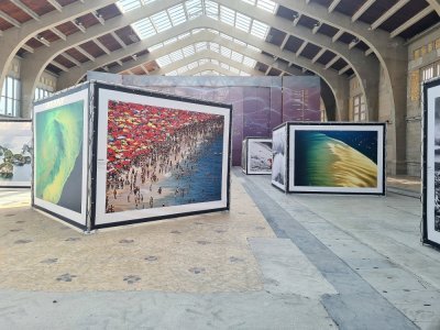 À la Cité de la mer, 36 photos dédiées à l'océan, soit douze clichés pour chaque artiste photographe.