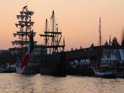 Le Cuauhtémoc, véritable chouchou du public est enfin arrivé sur les quais de Rouen.