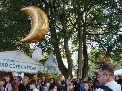 "J'ai demandé à la lune", le célèbre titre d'Indochine.