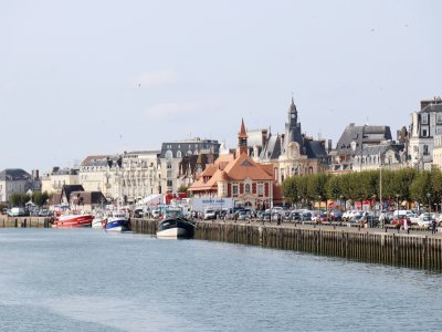Trouville-sur-Mer est une station balnéaire réputée de la Côte Fleurie.