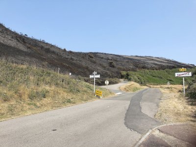 Mardi 19 juillet 2022, le paysage était bien triste sur les hauteurs de Vauville.