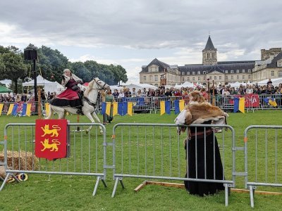 L'association des Fiers Normands a proposé au public des tournois médiévaux. - Joanne Lehoux