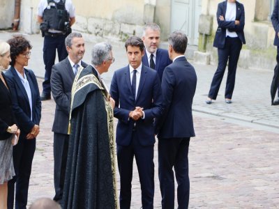 Gabriel Attal, ministre de l'éducation nationale était sur place.