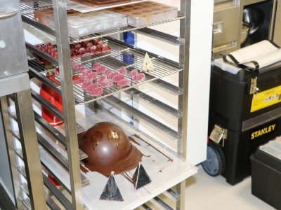 Au menu des épreuves : une pièce à exposer en vitrine mais aussi des pâtes de fruits enrobées de chocolat.