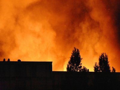 À environ 200 mètres de l'incendie des bâtiments désaffectés. - Aurélien Guillaume