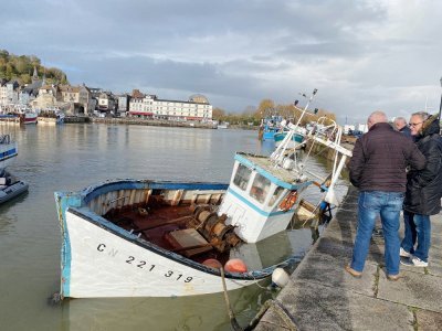 En seulement 45 minutes, le bateau a pris l'eau.  - Honfleur infos