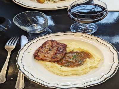 Crépinette, sauce échalotes et purée, miam !