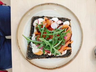 La tartine au saumon gravlax