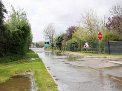 Le quartier du Marais d'Yville-sur-Seine a lui aussi été victime de la Seine en crue. L'eau a atteint les 10cm.
