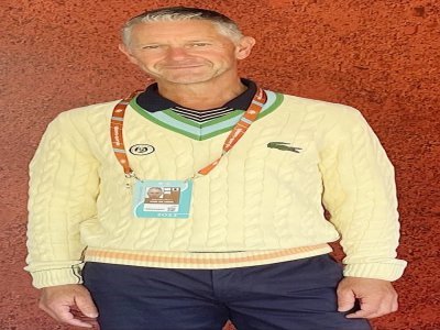 Sébastien Thorré, arbitre de tennis d'Argentan, est juge de ligne à Roland-Garros cette année.