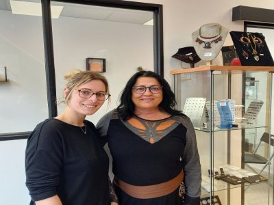 Audrey Onfroy et Flavie Houard ont ouvert leur salon de tatouage Ady'ctive Tatoo, à Argentan. - Fabienne Jouan