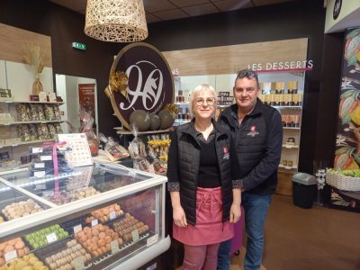 Karine et Nicolas Dubois sont les nouveaux propriétaires de la chocolaterie Monbana, à Saint-Georges-des-Groseillers.