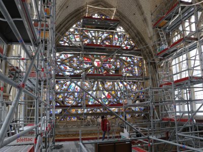 Si les travaux sur la rose ont été achevés, il faudra attendre vendredi 31 mai pour la fin définitive du chantier concernant les vitraux des quatre baies du transept sud ainsi que le démontage de l'échafaudage.