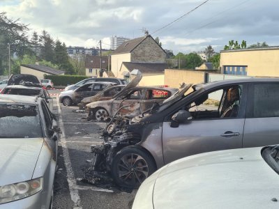 Le feu est parti d'une voiture avant de se propager aux huit autres.