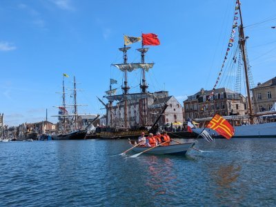 L'association Tolet Général propose des tours en doris, barques traditionnelles de la grande pêche.