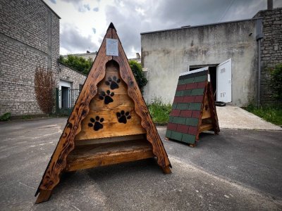 Ces structures ont été construites par des jeunes du centre Epide à Alençon.