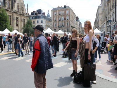 Le festival En Roue(n) libre n'a pas attiré que des étudiants ce samedi 25 mai.