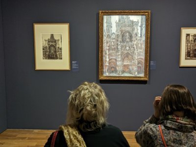 La cathédrale de Monet confrontée à la photographie des frères Bisson.