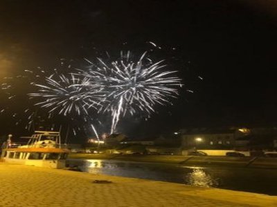 Des feux d'artifice aussi à Port-en-Bessin. - Christelle Tait