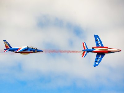 Moment de voltige avec la Patrouille de France.  - Julien Forte