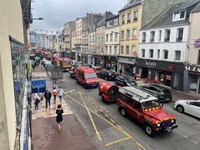 Un défilé dans les rues de la ville, comme ici rue Albert Mahieu.