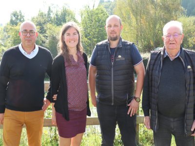 La Fédération des chasseurs de la Manche (ici Fabienne Fleury, David Guérin, Danny Frigot et Gérard Bamas) tire la sonnette d'alarme sur la prolifération des sangliers sur le département.