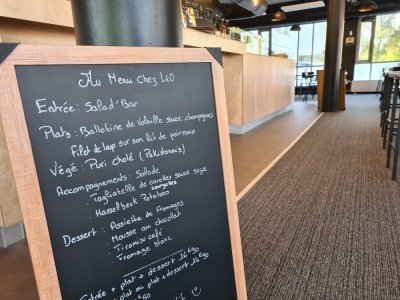 Léo à table s'attache à proposer de la cuisine avec des produits locaux à des prix abordables.