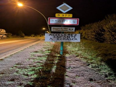 Un panneau sarcastique a été posé, et rapidement retiré.