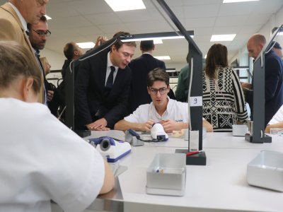 Le maire de Caen, Aristide Olivier, est aussi président du conseil de surveillance du CHU.