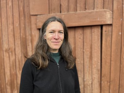 Audrey Chevreau cultive des champignons dans sa ferme à Lougé-sur-Maire (Orne).