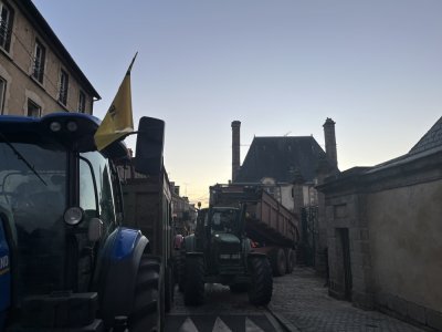 La rue Saint-Blaise et la préfecture étaient bloquées pendant plus d'une heure.