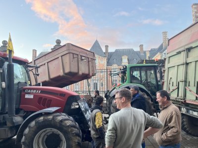 Une vingtaine de tracteurs étaient sur place.