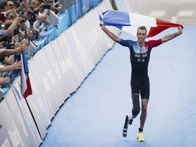 4. Hanquinquant sur le toit du monde
L'Yvetotais Alexis Hanquinquant, licencié au stade sottevillais, a décroché l'or cet été aux JO de Paris en paratriathlon, raflant ainsi sa deuxième médaille d'or olympique après Tokyo en 2021.  - Curutchet Vincent / KMSP