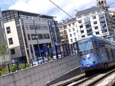 Aujourd'hui, le métro de Rouen est emprunté par environ 30 000 personnes quotidiennement. - Réseau Astuce - Eric Bienvenu