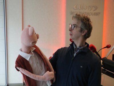 Matthieu Farcy est le comédien qui prête sa voix à Zappy Dou.