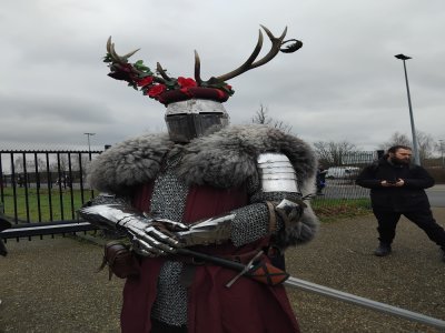 Le cosplayer Ismaël Dragonhearth, de Harper Cosplay a lui aussi fait le déplacement à Rouen pour venir au salon Normannia.