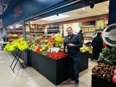 Le primeur-maraîcher a repris le local commercial situé à gauche de sa boutique pour y créer une activité traiteur.