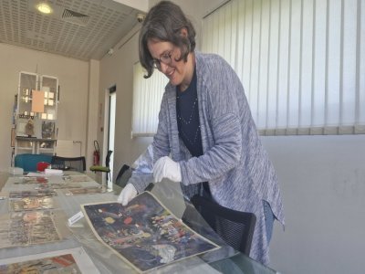 La plupart des dessins sont conservés au centre de ressources du Munaé, situé rue de Bihorel. Il décrit la vie quotidienne de jeunes filles en France de 1936 à 1941. 74 dessins du fonds concernent la seule période de l'exode.