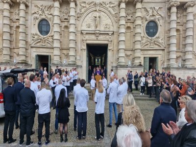 Des chefs venus de toute la Normandie ont salué la mémoire de Jean-Luc Tartarin. - Tendance Ouest