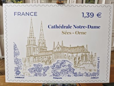 Le timbre à l'effigie de la cathédrale de Sées sera vendu en avant-première le 11 juillet dans la commune. - Tendance Ouest