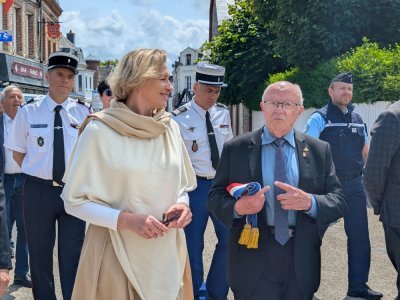 Le maire André Baillard s'est mué en guide, un brin critique sur le futur parc éolien.