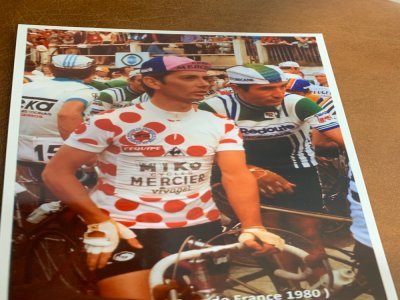 Le cycliste a roulé avec certains des meilleurs de l'histoire de son sport. - Archives de Raymond Martin