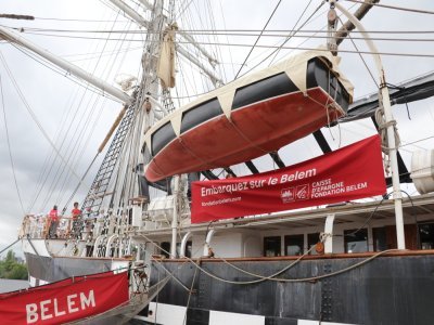 Le Belem vu de l'extérieur.