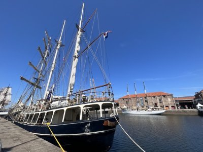 Le voilier Thalassa du Pays-Bas, de classe A.