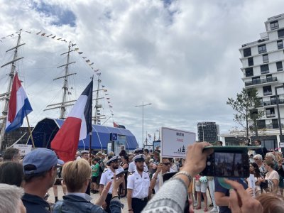 L'équipage du voilier français Mutin. - Maëlys Blondel